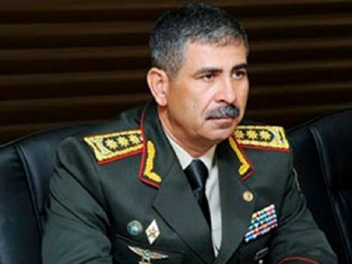 Comienza visita oficial a Uzbekistán el ministro de Defensa de Azerbnaiyán